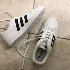 Adidas Grand Court Sneakers